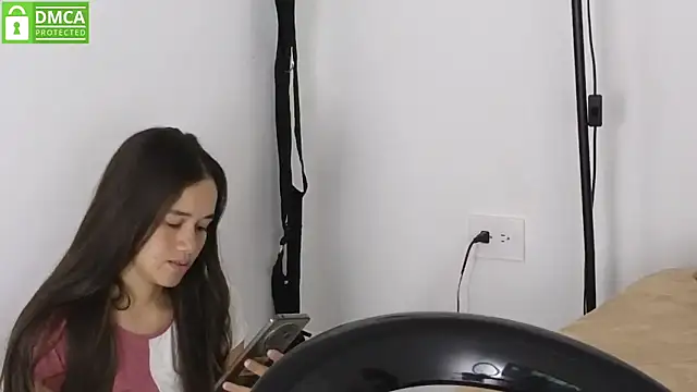 sexychanell_18's cam snapshot