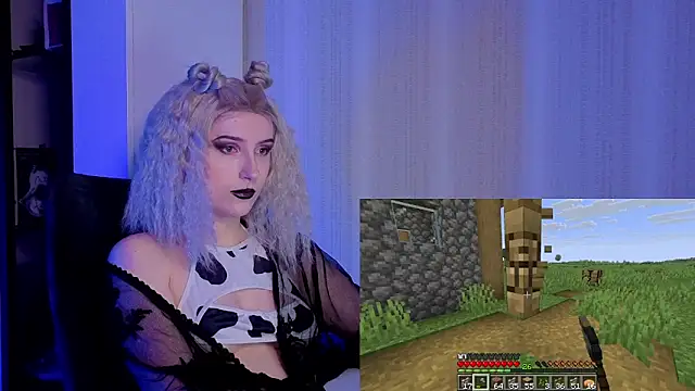 violet-siren-x's cam snapshot