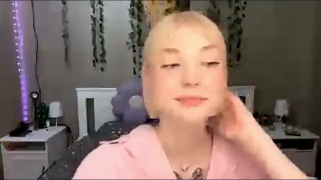 LlsabethHaze's cam snapshot