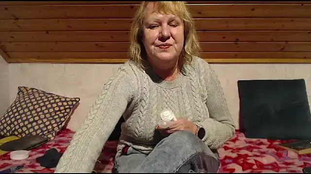 Nikole111's cam snapshot