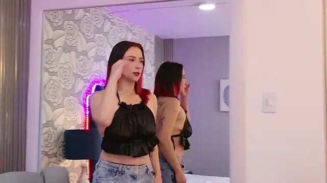 TaniaBlaze's cam snapshot