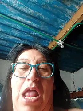 clarita_01's cam snapshot