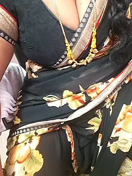 Tamil_Ammani's cam snapshot