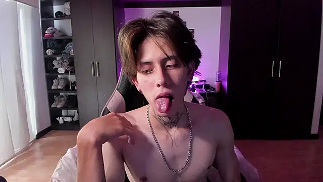 xIce_Boy live sex cam