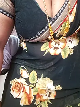 Tamil_Ammani's cam snapshot