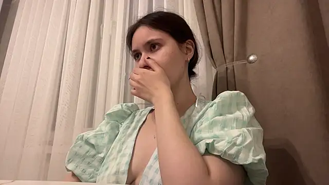 LanaLive's cam snapshot