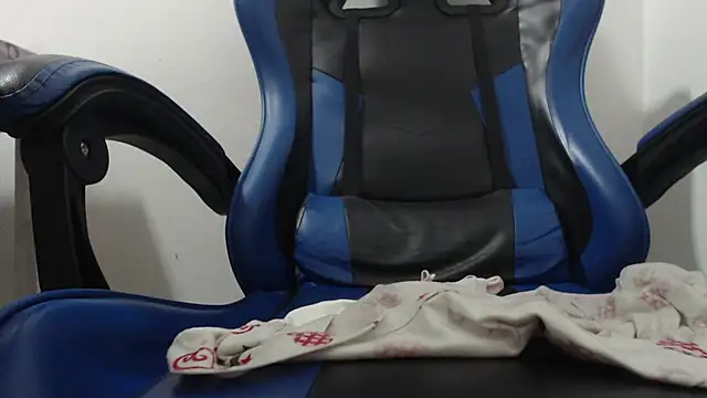 sinay024's cam snapshot