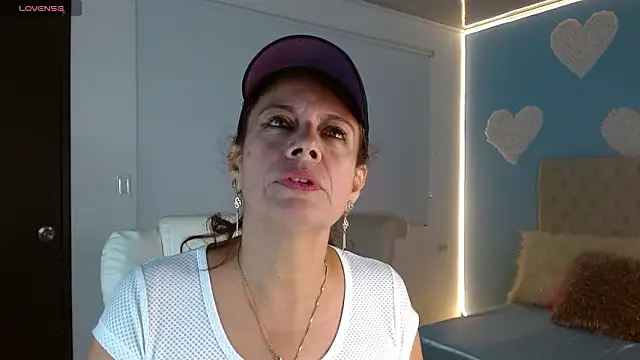 channelsmith_55's cam snapshot