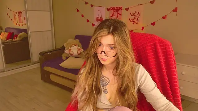 BellaSink's cam snapshot