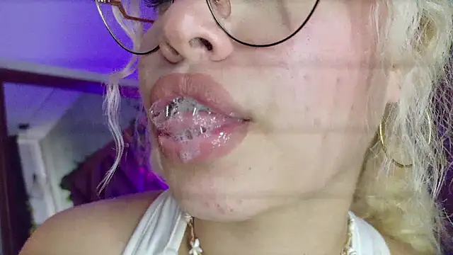 Haelycute's cam snapshot