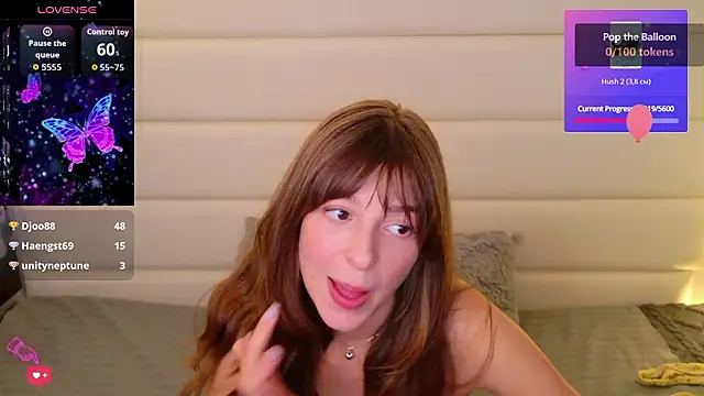 Fifi_Kitty's cam snapshot