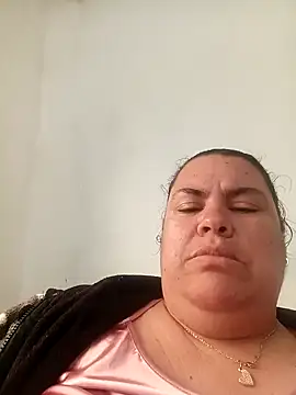 yaneth_'s cam snapshot