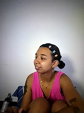 Suzanelee1's cam snapshot