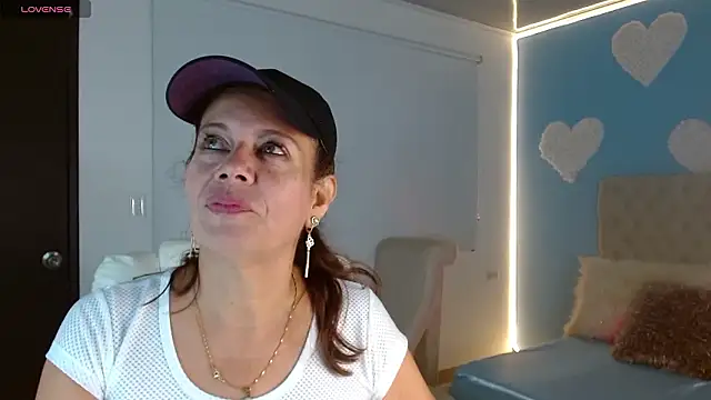 channelsmith_55's cam snapshot