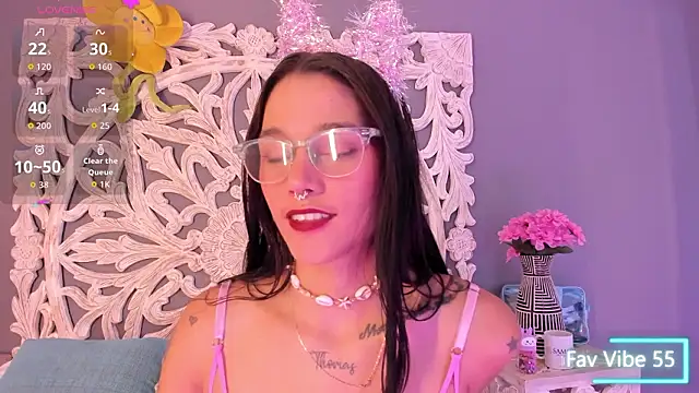 loraineblake's cam snapshot