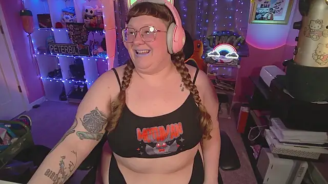 FatVeronica's cam snapshot