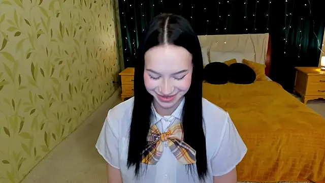 FloraCherry's cam snapshot