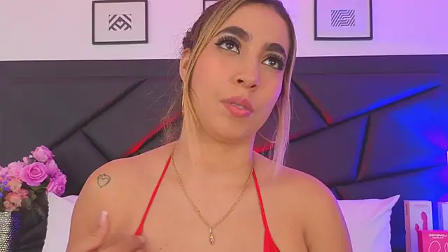 SophieCarther's cam snapshot