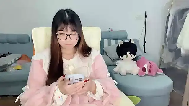 Akong11's cam snapshot