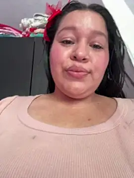 Lovelipsbig's cam snapshot