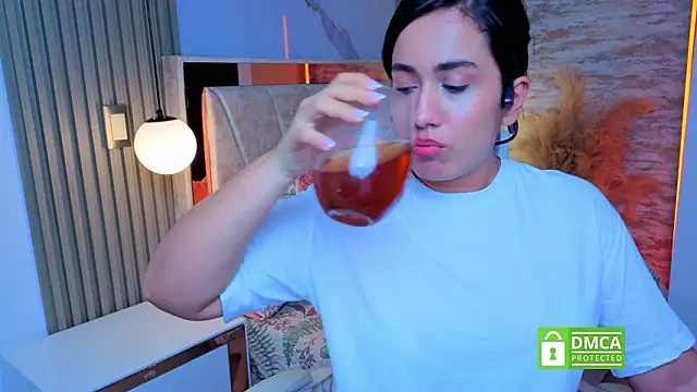 Miia_harper_'s cam snapshot