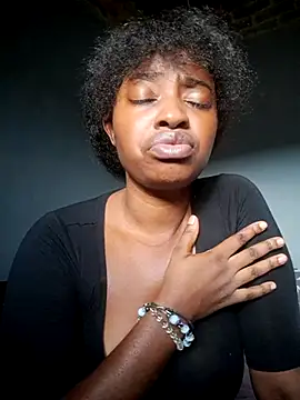 SexypuppyX's cam snapshot