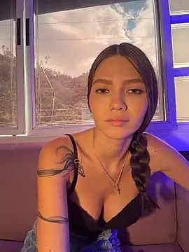 EmmaJhoons's cam snapshot