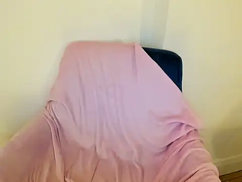 Mayachka333's cam snapshot