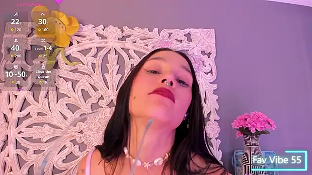 loraineblake's cam snapshot