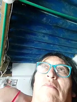 clarita_01's cam snapshot