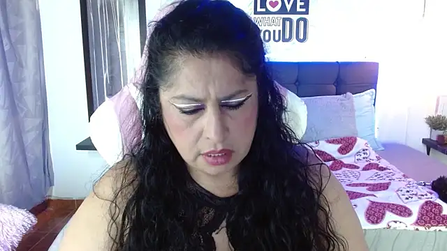 Keyla01_'s cam snapshot