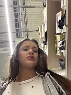 KittyQueeny's cam snapshot