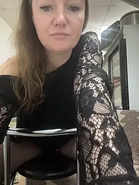 _Mila_Love's cam snapshot