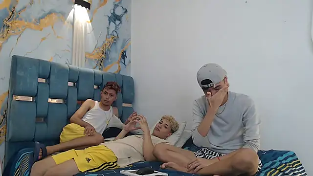 VERY_HOT_GUYS live sex cam