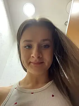 KittyQueeny's cam snapshot