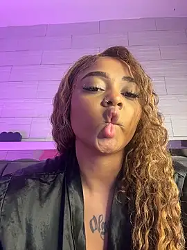 pamela_west's cam snapshot