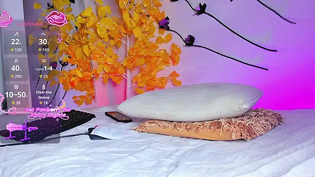 ZoeBruneet's cam snapshot