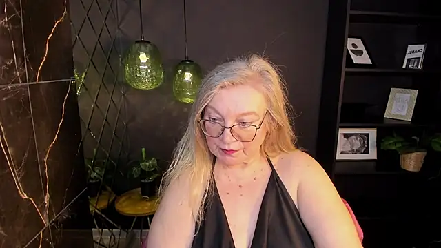 NataliMellow's cam snapshot