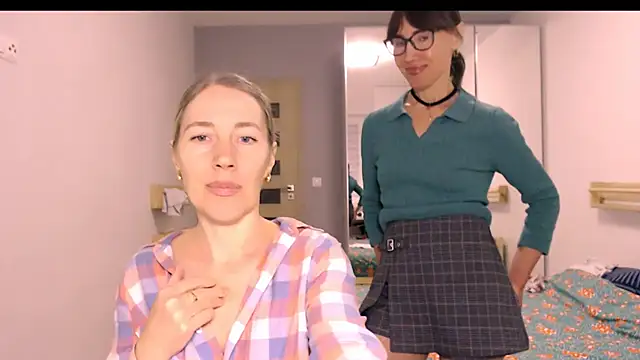 Pepper_mur's cam snapshot