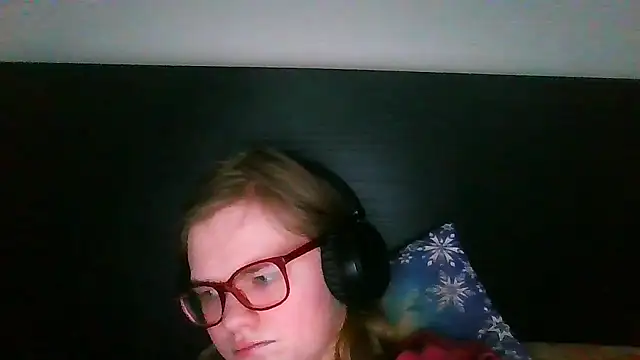 Moonolighta's cam snapshot