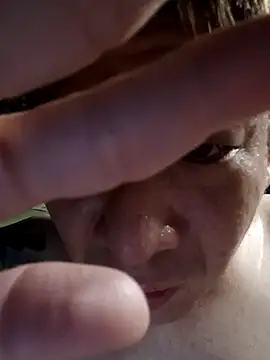 Ron_tiger's cam snapshot