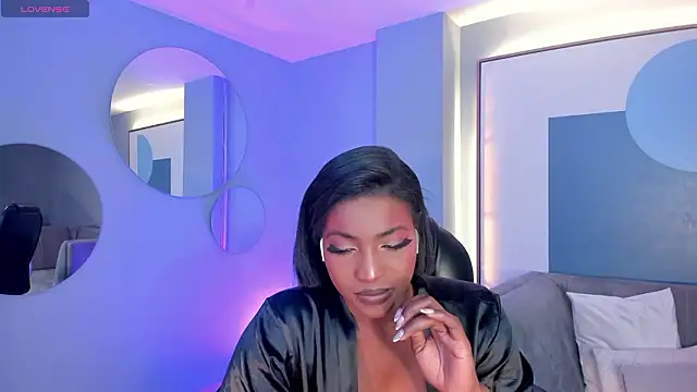 SavannahStorm's cam snapshot