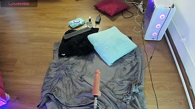 emma_sexxy's cam snapshot