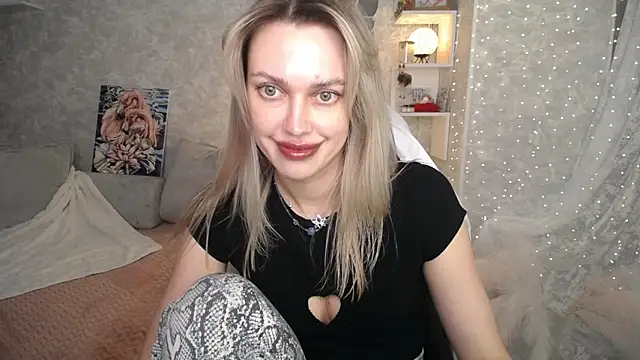 NickyAdamidi's cam snapshot