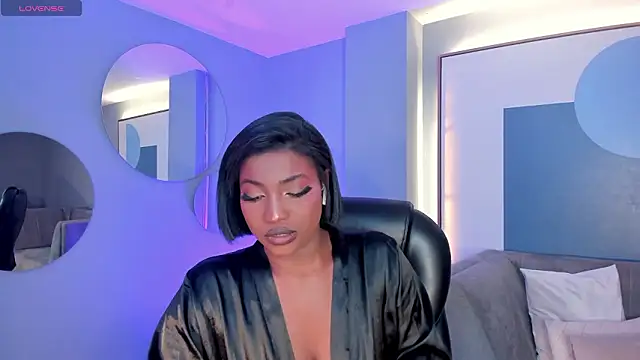 SavannahStorm's cam snapshot