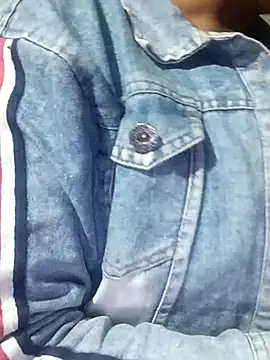 Hot-Pooja25's cam snapshot