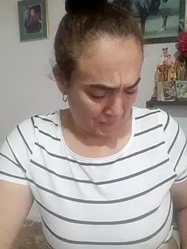 abril15-'s cam snapshot