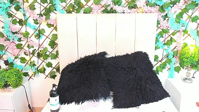 ScarletLevis's cam snapshot