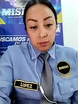 CRISTAL__11's cam snapshot