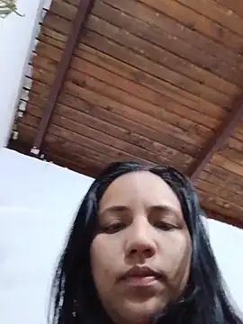 Freyja_BrattyDom's cam snapshot